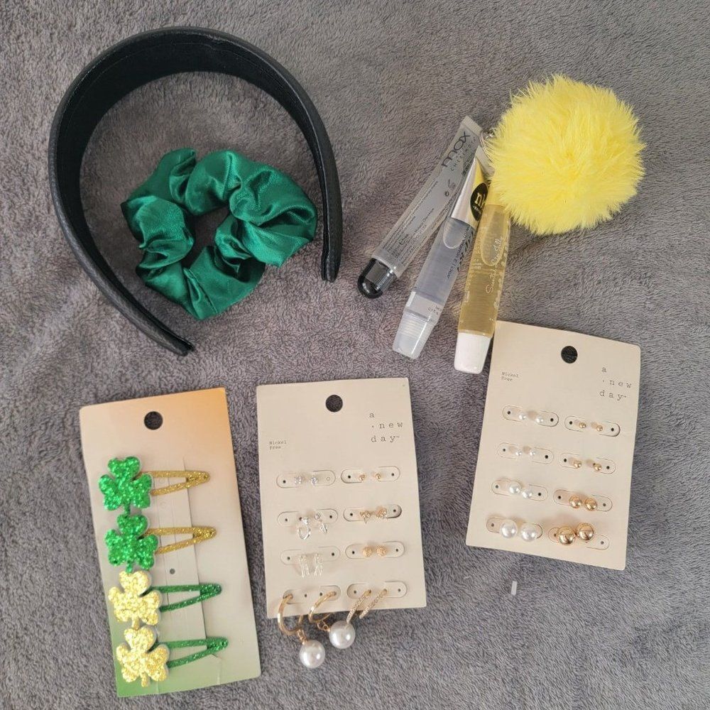 A New Day Wild Fable Womens Silver Stud Nickel Free Huge Earring Set Bundle